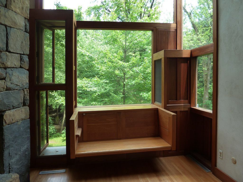 Figure 7: Window seat, Fisher House, Louis Kahn - 